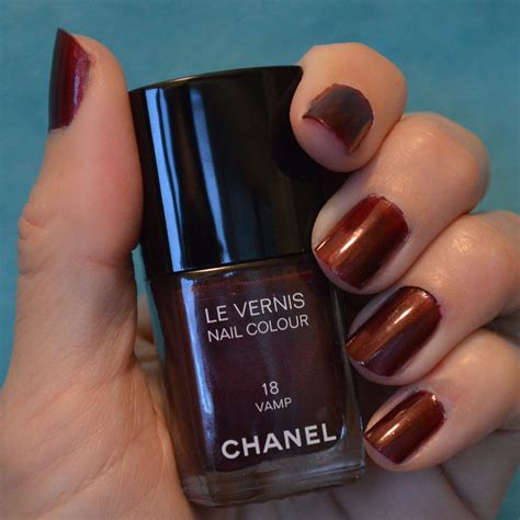 vamp nail polish chanel